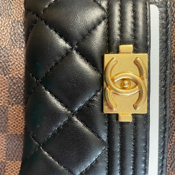 Authentic Chanel card wallet - Picture 7 of 9